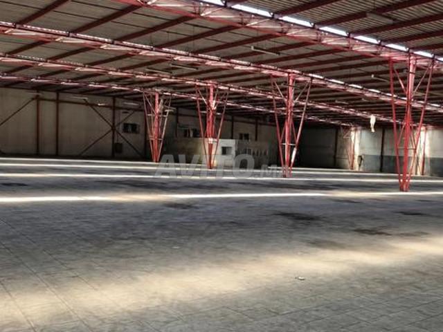 Local commercial location à Anfa, Gharb-Chrarda-Beni Hssen