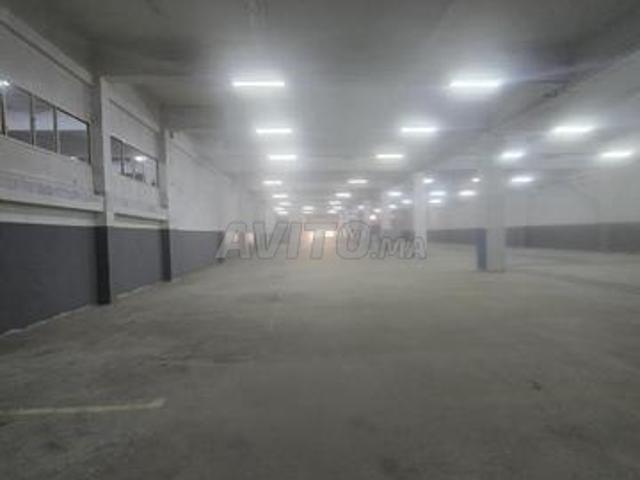 Local commercial location à Anfa, Gharb-Chrarda-Beni Hssen
