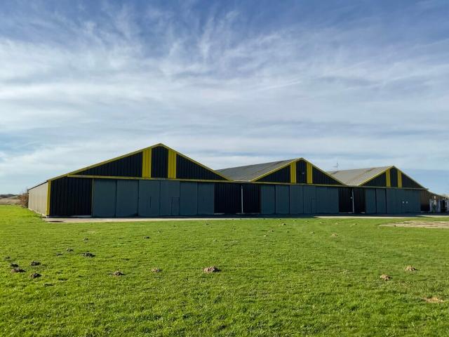 Local Commercial vente à Provins, La Ferté-gaucher
