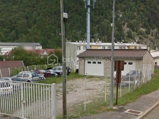 Garage vente à Morez, Hauts de Bienne