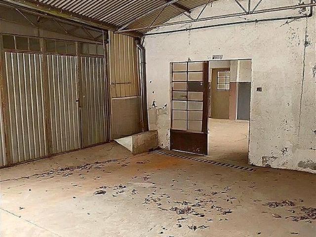 Armazém venda em Travessas, São João Da Madeira
