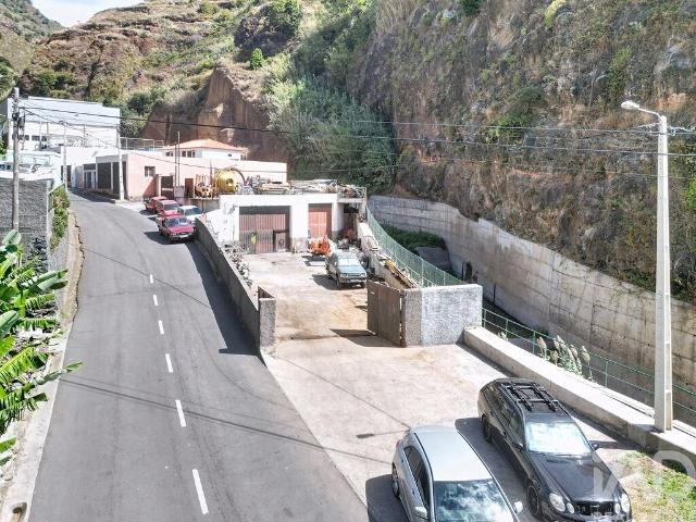 Armazém venda em Cruz da Banda de Além, Ribeira Brava