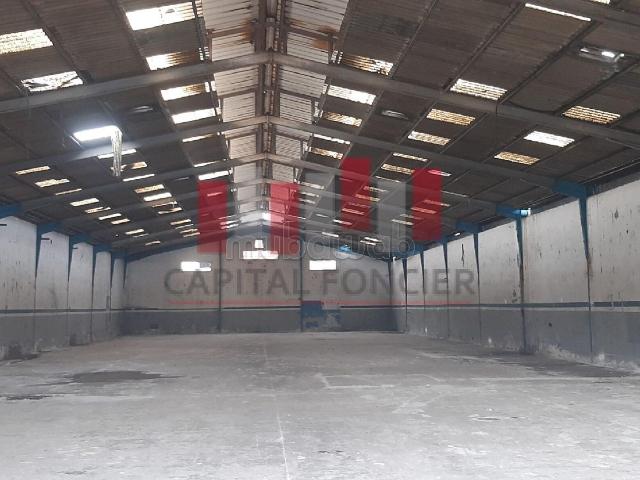 Local commercial location à Anfa, Gharb-Chrarda-Beni Hssen