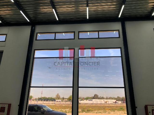 Local commercial location à Anfa, Gharb-Chrarda-Beni Hssen