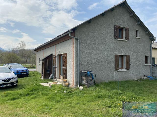 Garage vente à Argelès-Gazost, Occitanie