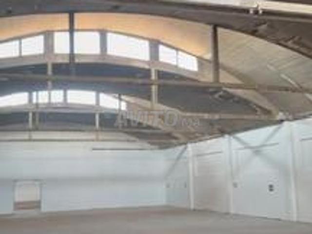 Local commercial location à Anfa, Gharb-Chrarda-Beni Hssen
