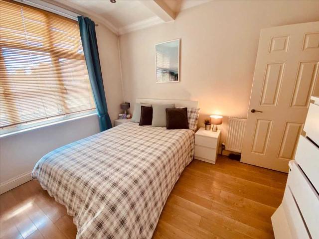 Apartment for rent in London Borough of Ealing, Park Royal