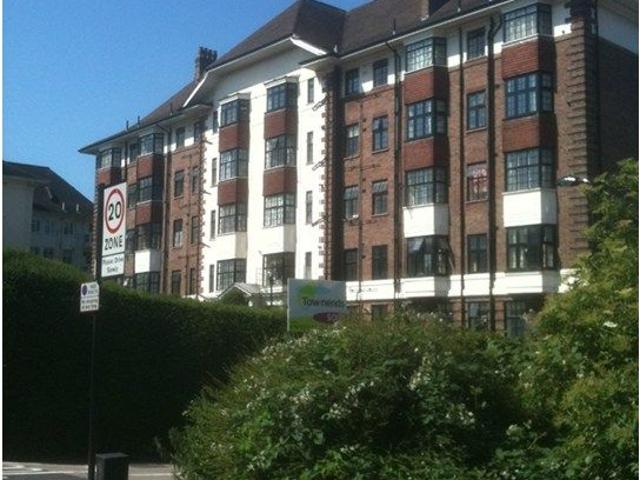 Studio for rent in London Borough of Ealing, Park Royal