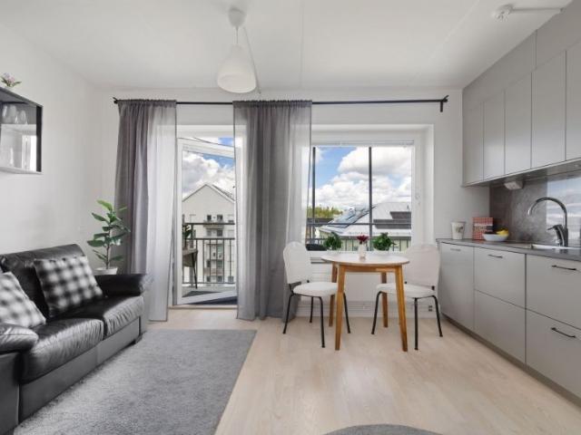 Lägenhet hyra i Norrmalm, Botkyrka