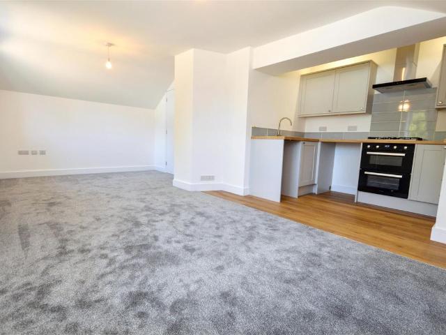 Apartment for rent in Cross In Hand, East Sussex