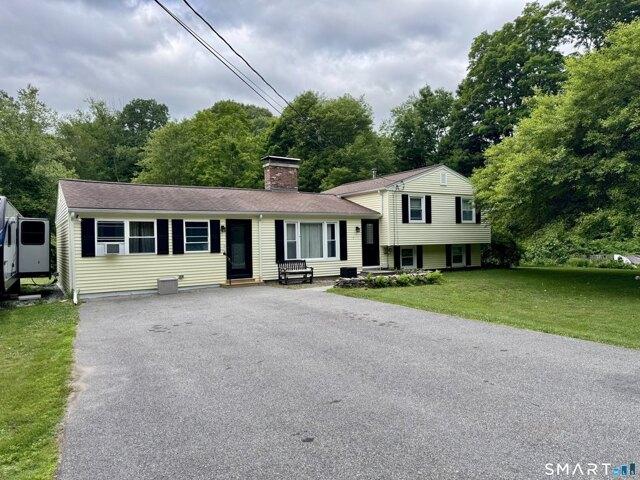 House for sale in Mansfield Center, Connecticut