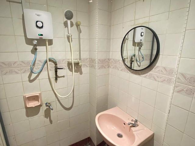 Room for rent in Country Heights Damansara, Kuala Lumpur