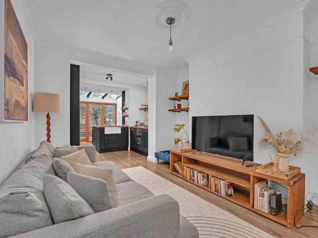 Apartment for rent in Finsbury Park, Greater London