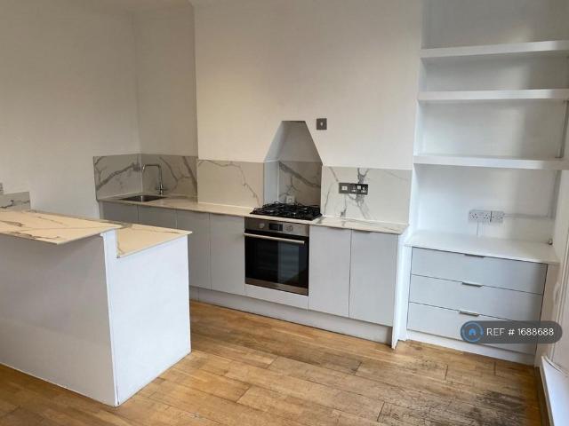 House for rent in Finsbury Park, Greater London