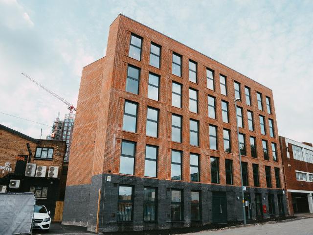 Studio for rent in Jewellery Quarter, Birmingham
