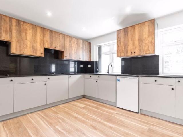 Studio for rent in Fenny Stratford, Milton Keynes