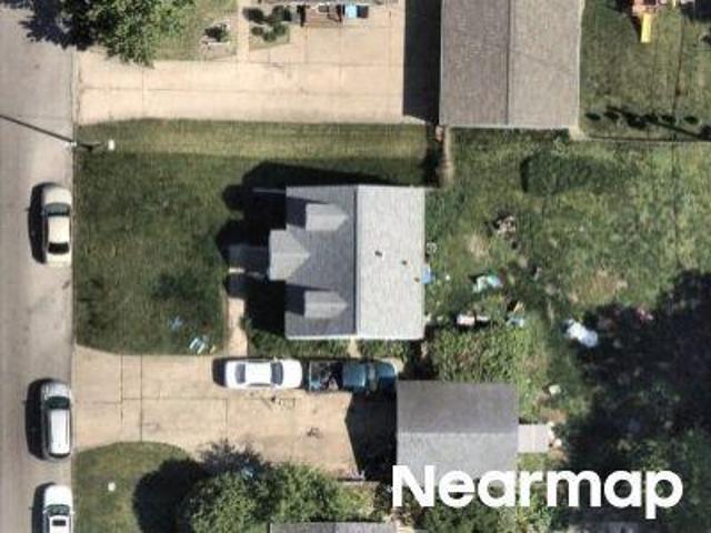 House for sale in Waterloo, Iowa