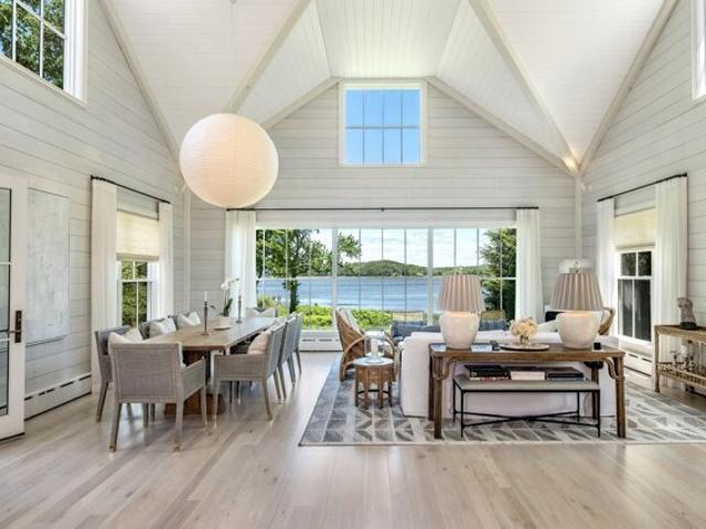 House for sale in Centerbrook, Connecticut