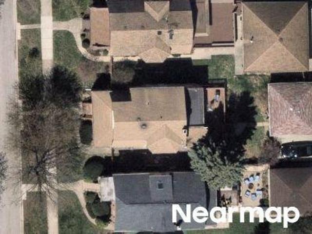 House for sale in Forest Park