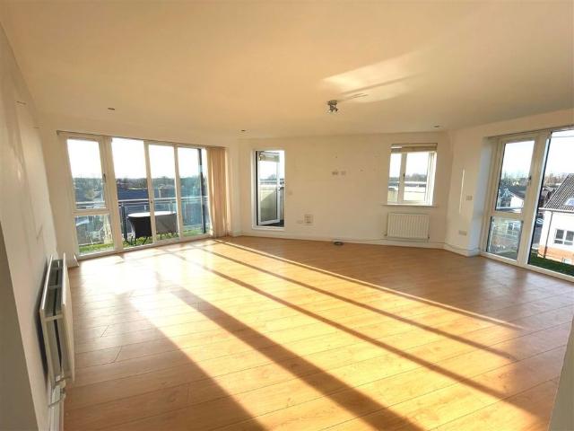 Apartment to rent in Lucan, Dublin