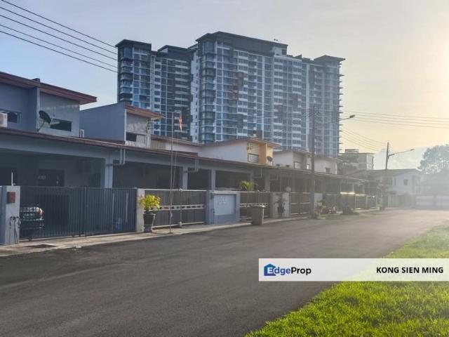 Condominium for sale in Sibu Laut