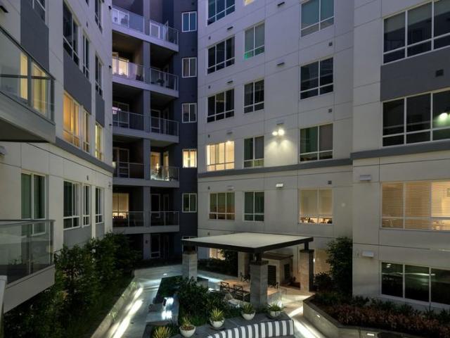 Apartment for rent in Koreatown Northgate, Oakland