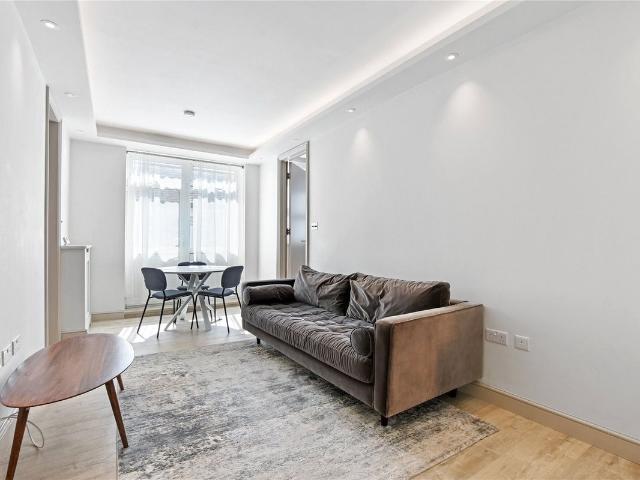 Apartment for rent in St. John's Wood, Greater London