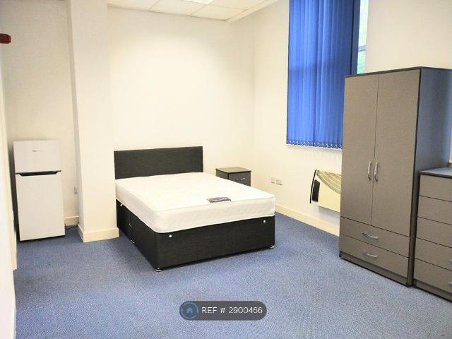 Studio for rent in Little Germany, West Yorkshire