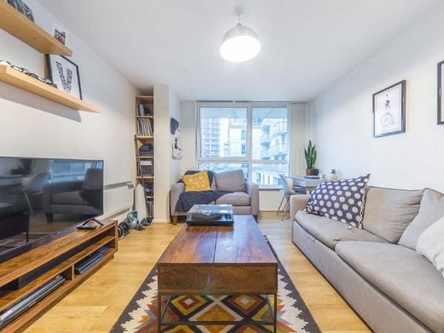 House for rent in Vauxhall, Greater London