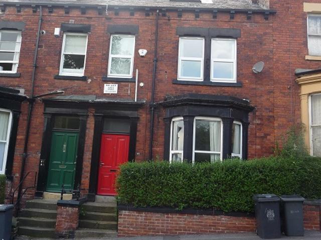 House for rent in Hyde Park, West Yorkshire