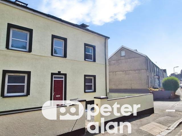 Apartment for rent in Nangreaves, Wales