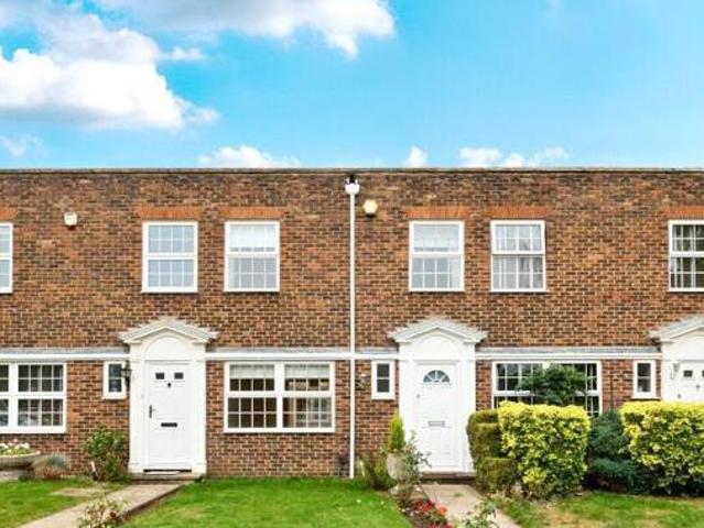 House for sale in Weybridge, Elmbridge