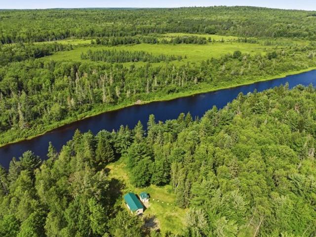 House for sale in Maine
