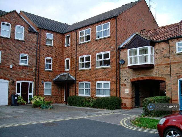Apartment for rent in The Groves, High Field