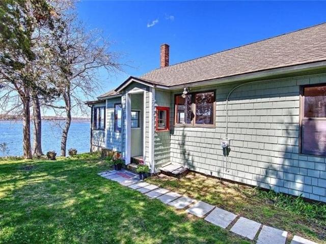 House for sale in Barrington, Rhode Island