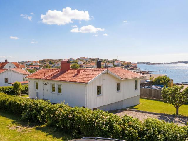 Hus till salu i Ellös, Västra Götaland