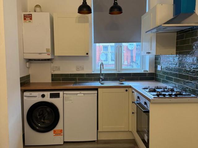 Apartment for rent in London Borough of Ealing, Hanwell