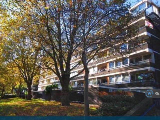 House for rent in Camberwell, Greater London