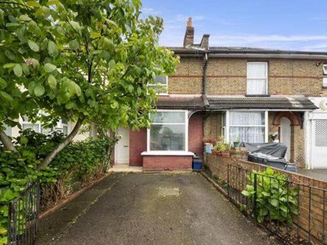 House for sale in Greater London