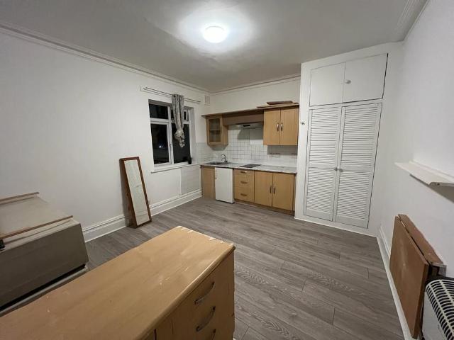 Room for rent in London Borough of Hounslow, Greater London