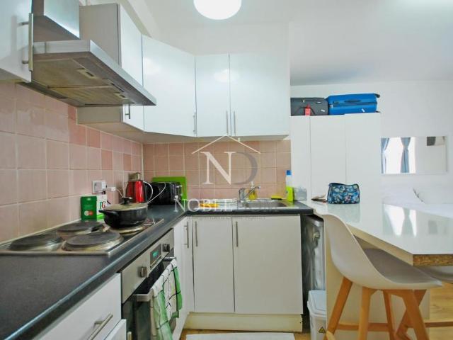 Apartment for rent in London Borough of Hounslow, Greater London