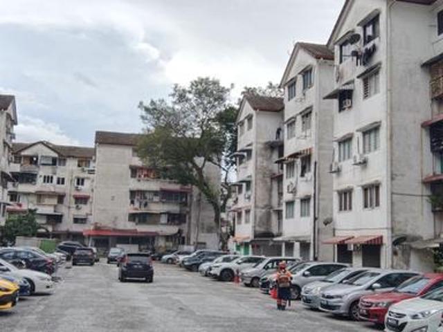 Apartment for sale in Country Heights Damansara, Kuala Lumpur