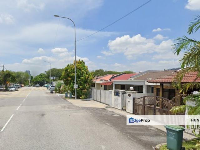 House for sale in Country Heights Damansara, Kuala Lumpur