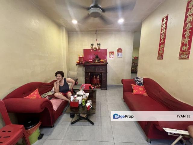 House for sale in Country Heights Damansara, Kuala Lumpur