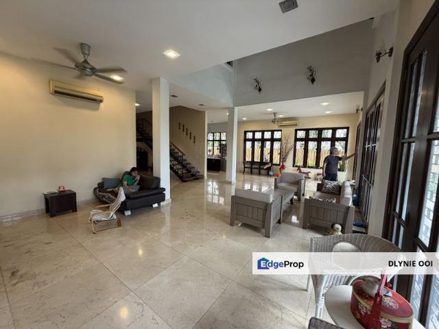 House for sale in Country Heights Damansara, Kuala Lumpur