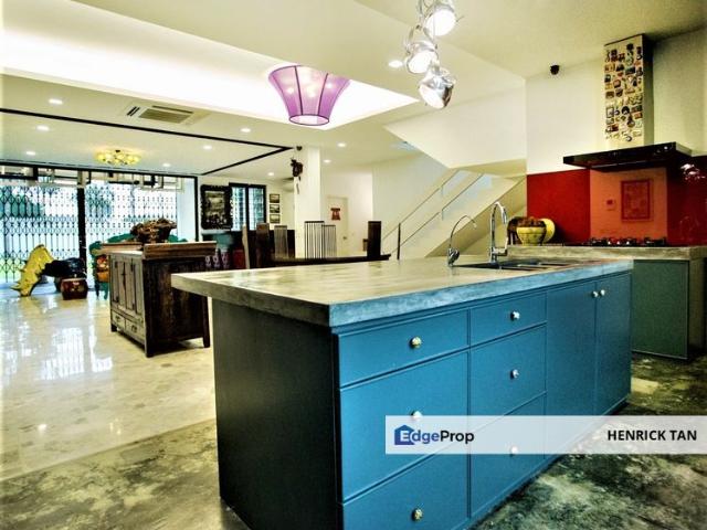 House for sale in Country Heights Damansara, Kuala Lumpur