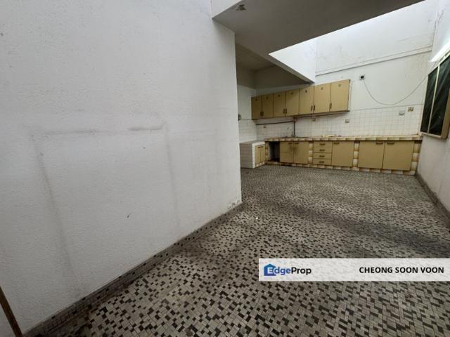 House for sale in Country Heights Damansara, Kuala Lumpur