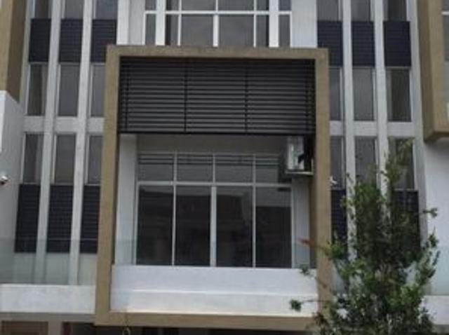 House for sale in Country Heights Damansara, Kuala Lumpur