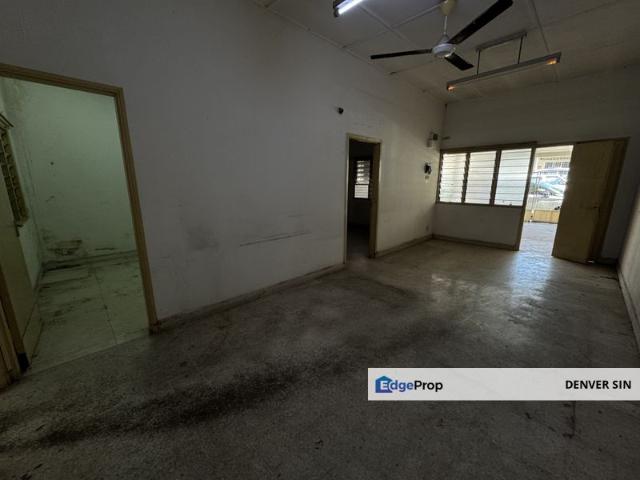 House for sale in Country Heights Damansara, Kuala Lumpur