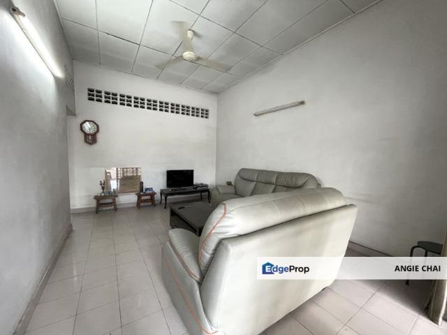 House for sale in Country Heights Damansara, Kuala Lumpur